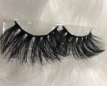 Load image into Gallery viewer, LaLondon Mink Lashes Candy Collection (25mm Wispy)
